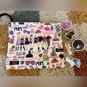 Taylor Swift Graphic design canvas bag bundle